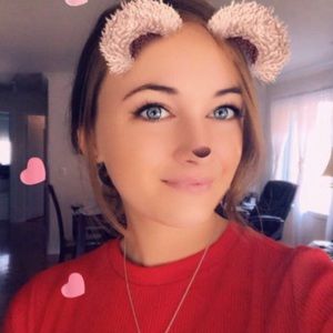 Meet your Posher, Jenna